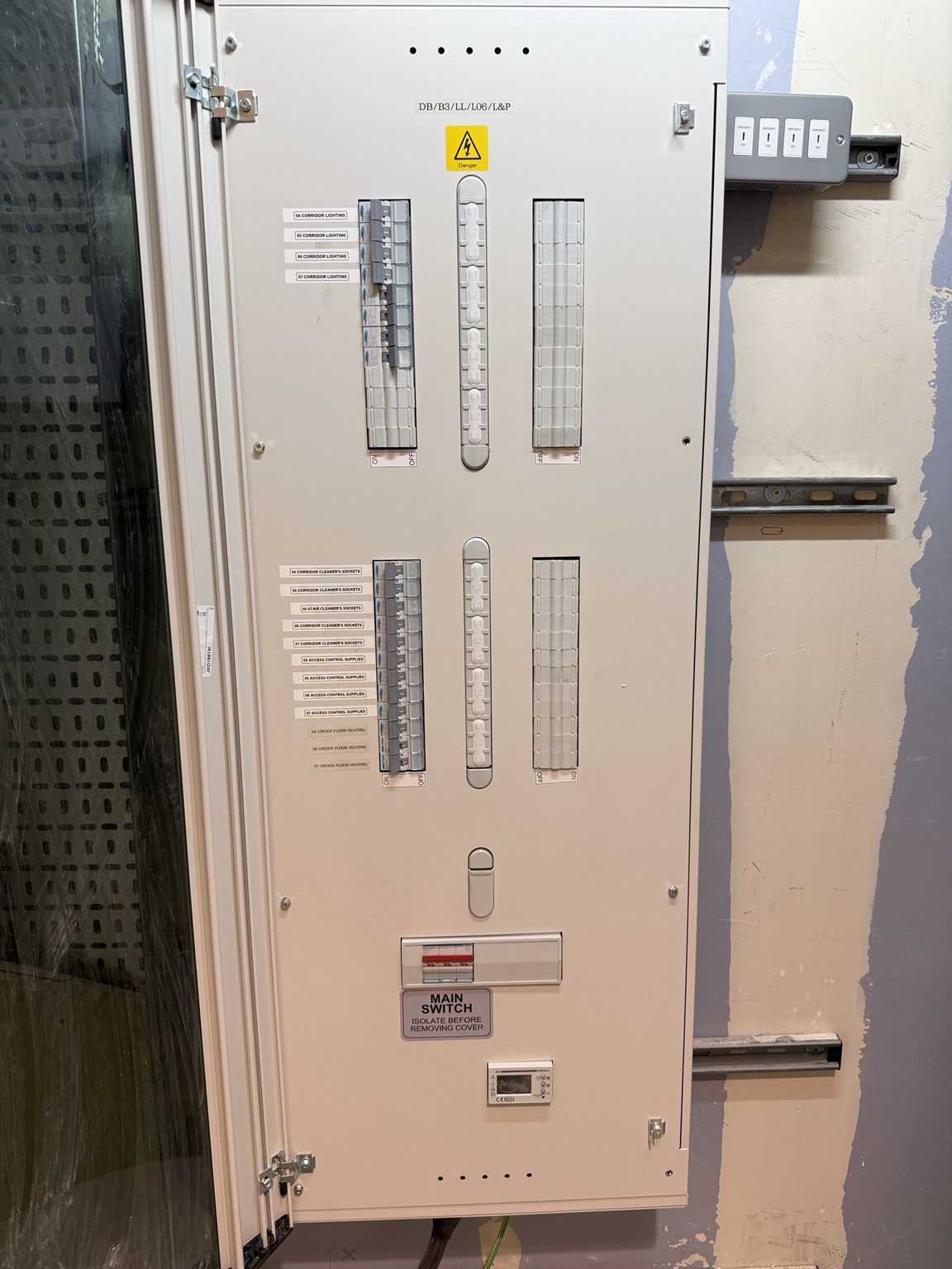 Commercial electrical distribution board